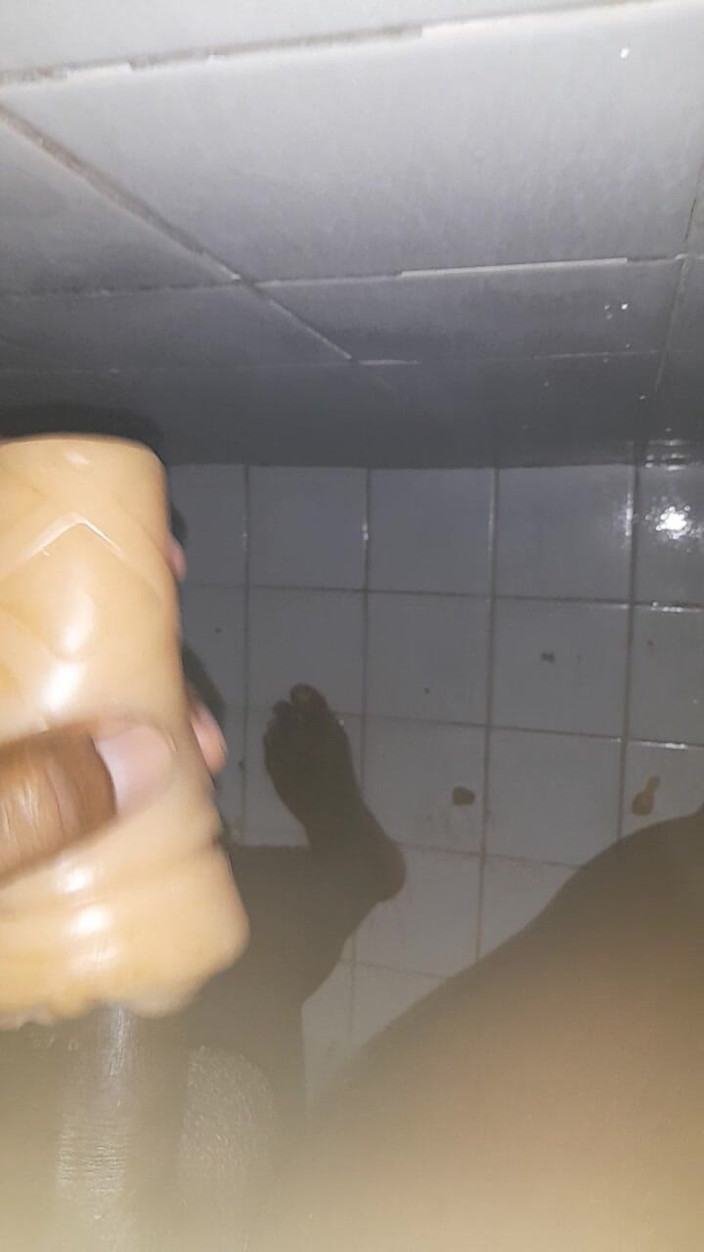 Black guy: 撸管 s7 E8