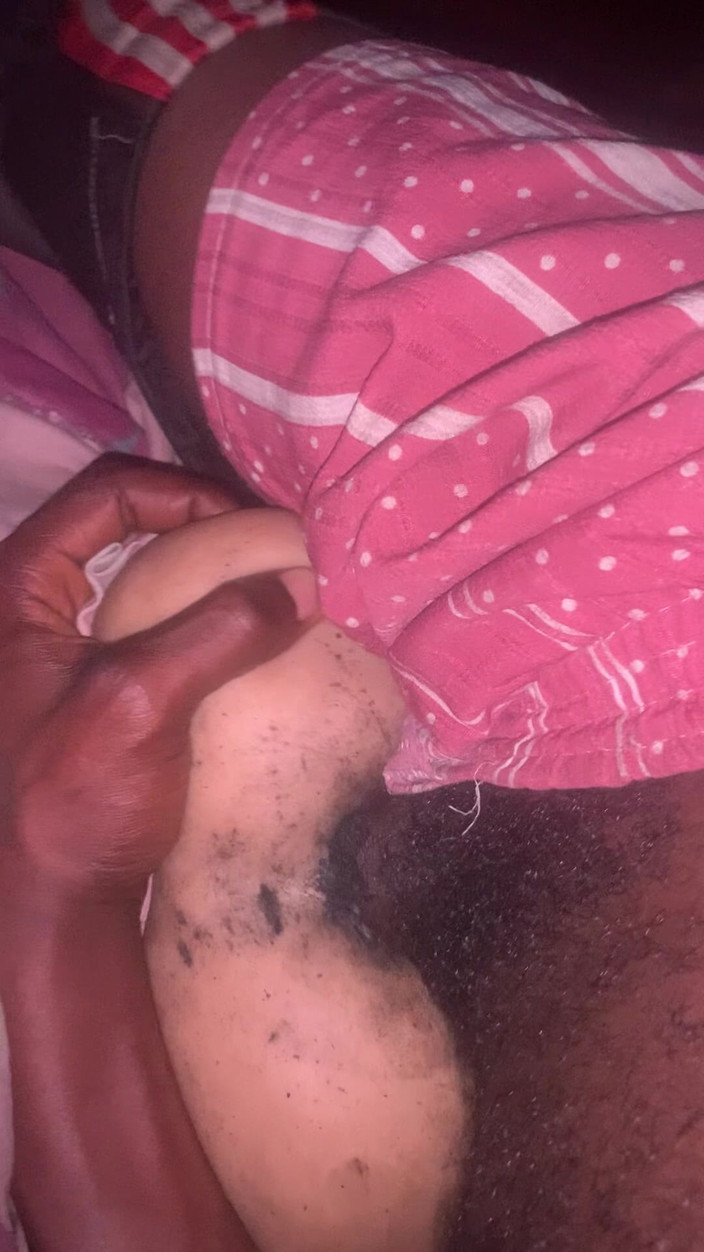 Bangcum8: Je filme ma salope à la maison avec un gros cul...