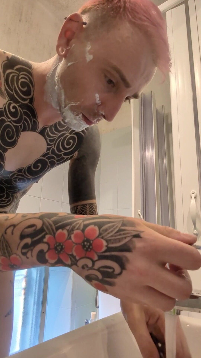 Pupdan: Shaved Like a Slave - Forced to Obey in the Cage