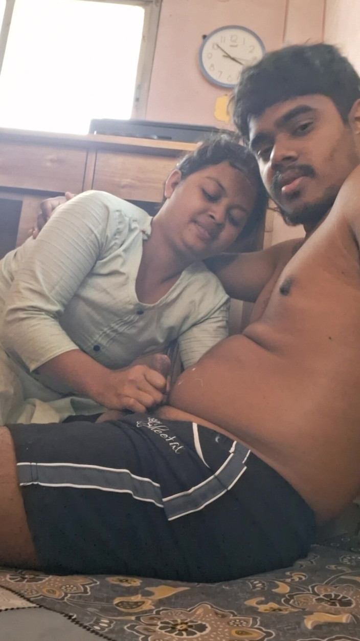 Bangali wife: Hintli ateşli evli kadın anal sert