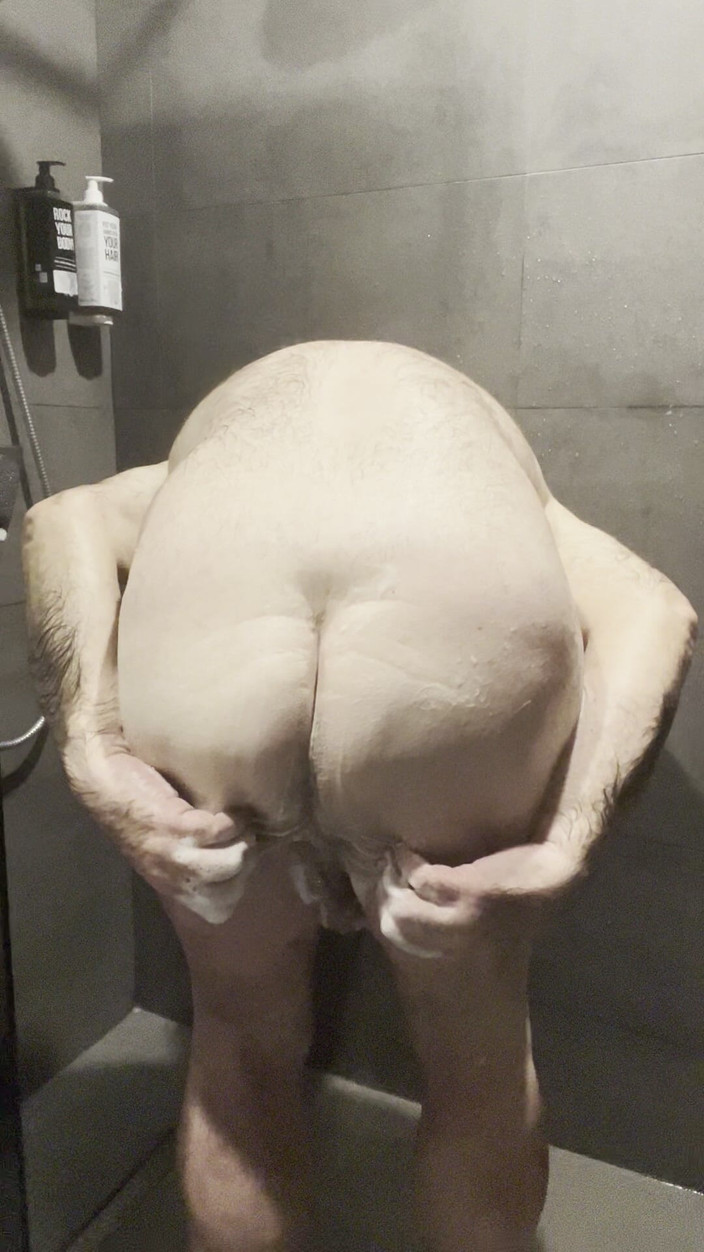 Coach Karl dude lodge: 2026 Valentines Shower Time 4