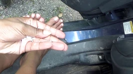 Cortando mis uñas dedo del puño: una mini pedicure