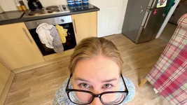 Mami fickt nachbarn nach seiner party