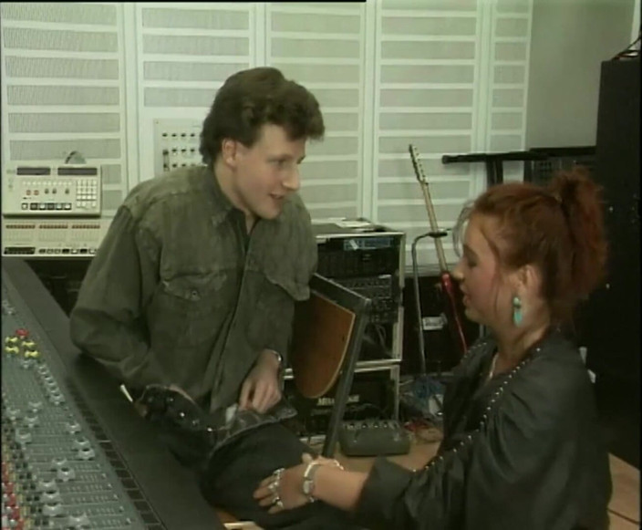 Vintage Climax: Milf fodendo seu empregado no estúdio
