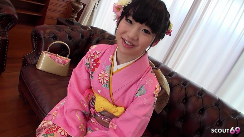 Asian porn collection: Japonská teenagerka Yuna Natočená na castingu při masturbaci necenzurováno