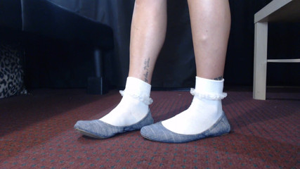 Abby Anna: Ruffled socks gray balletflats shoeplay