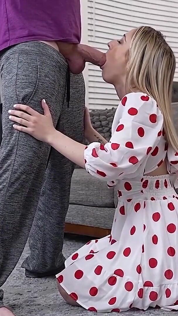 I Got My Son’s Tight Fembot Girlfriend to Milk My Cock with Her Tiny Holes Free Full Scene (Mylf Official)