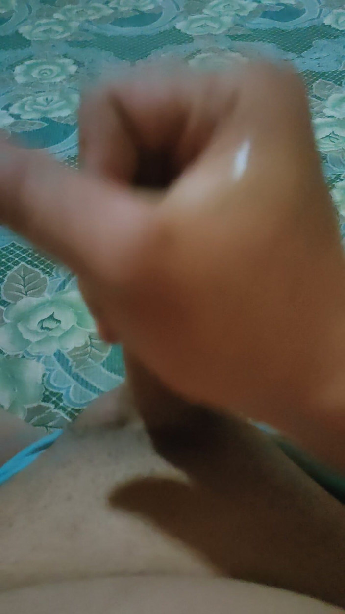 ArchAss: Giúp tôi sục cu!