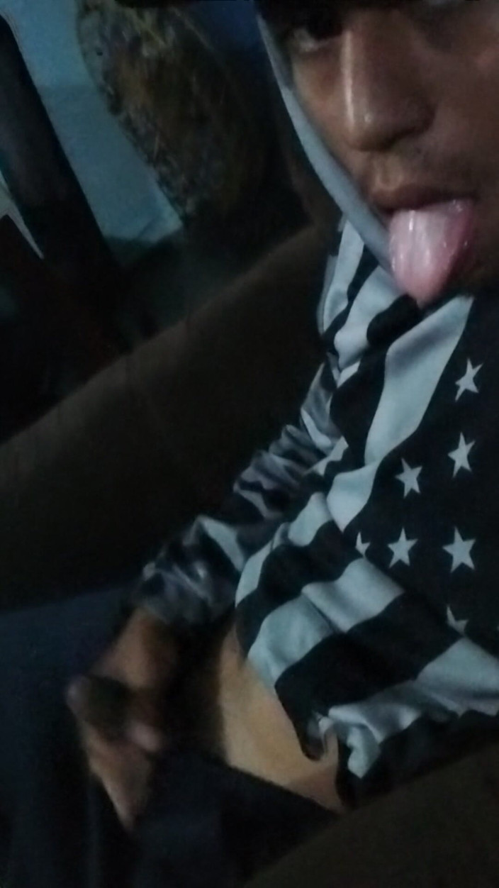 AlexAlejandro13: He Came From Brewing and My Penis Grew
