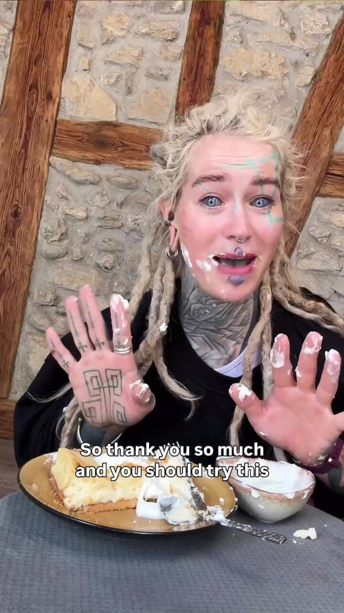 Anuskatzz: I Hope I Made You Laugh