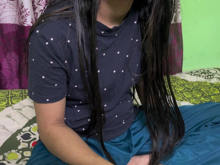 Riya Chowdhury: Bhabhi se převléká, když ji uvidím