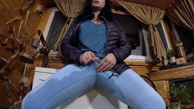 MilfyCalla: Těsné stydké pysky, Velká prsa a mokré kouření - Deepthroat facefuck...