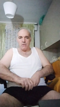 Codziennie rano poruszam penisem, gdy tylko otwieram oczy