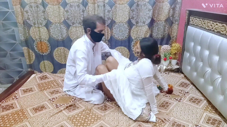 MehwishButt: 아름다운 인도 인도 소녀. 힌디어 더티 토크