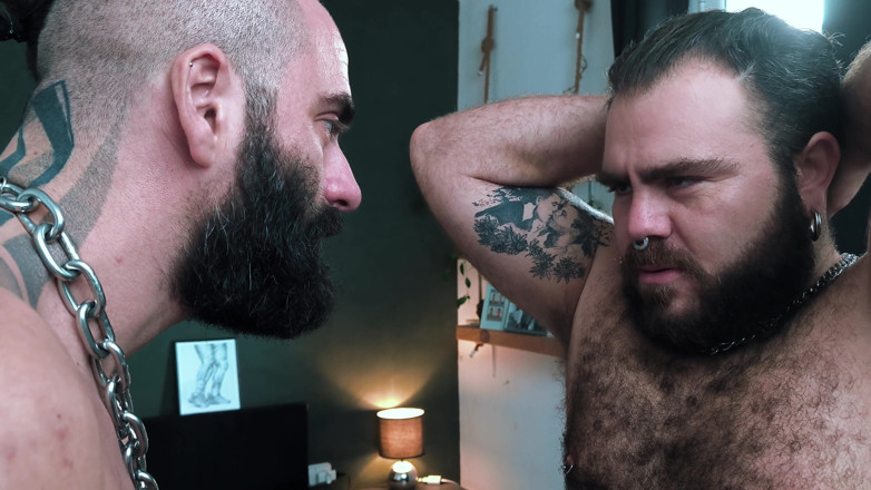 Charlie Ferreira: Hardcore trójkąt z mistrzem tatą i niechlujnym niedźwiedziem