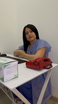 Horny Doctor Fucks Her Patient in the Hospital... in the Middle of a Doctor's Appointment