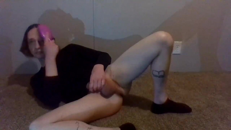 LilTaste: Hair Brushing Fetish Fanclub Video of the Month February 2022
