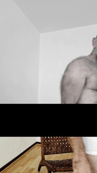 Sexy Hairy Muscle Bear