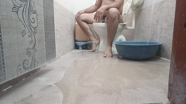 LovedSunsine1990: Je tu něco jiného, co dělá z koupání nahou zábavu.