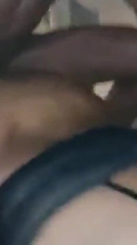 Zakar hitam besar berkongkek keras dan deep doggy menjerit orgasme merintih