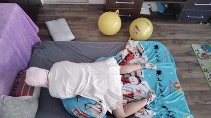 Amateur_MS: Sensual Massage of a Hot Couple with Oil on the...