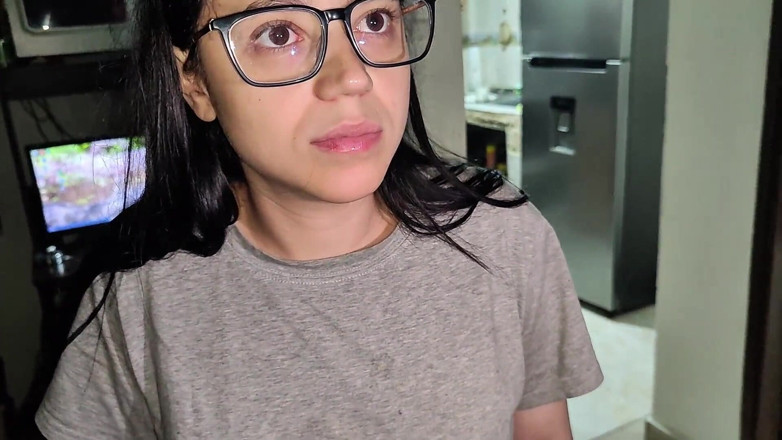 Crisanto999: Jem pyszny odbyt mojego kuzyna w jadalni