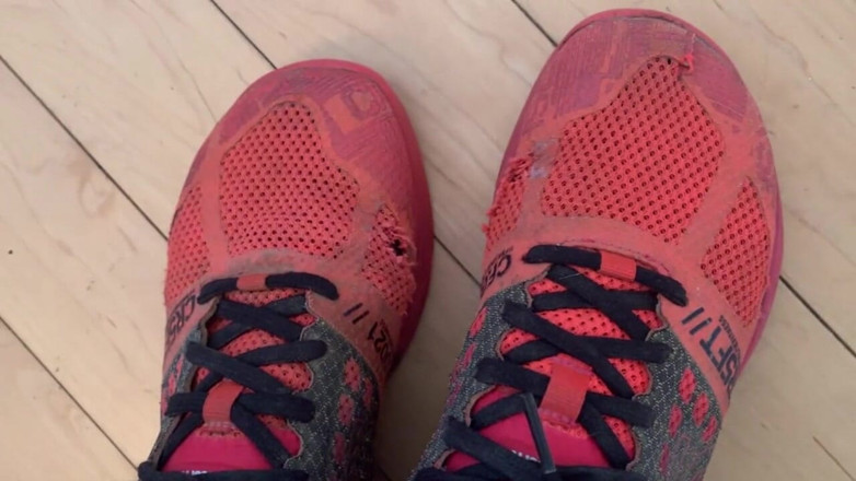 Deanna deadly: Meus sapatos de academia sujos e usados