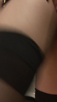Cycata MILF Layla Rivera nakręcona