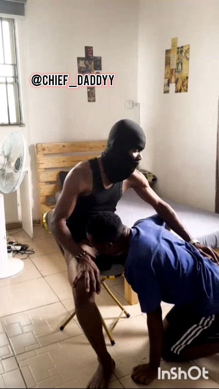 Chief_daddyy: माननीय sеtepson ने कहा कि मेरे 11 इंच के लंड के साथ उनकी आखिरी मुठभेड़ अविस्मरणीय है ।