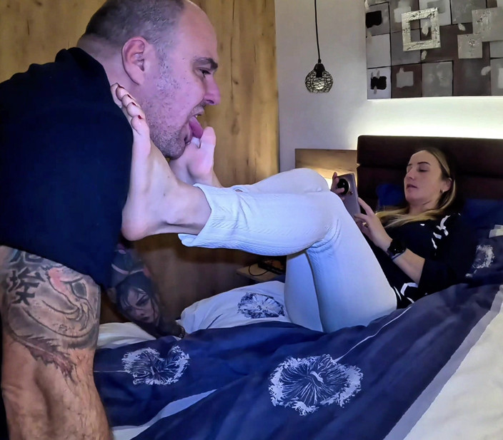 Mistressyammyboots: Abaixo De Mim, Você Conhece Seu Lugar