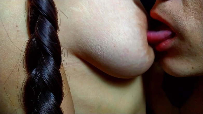 Nipple Stock: Сочное сосание сосков