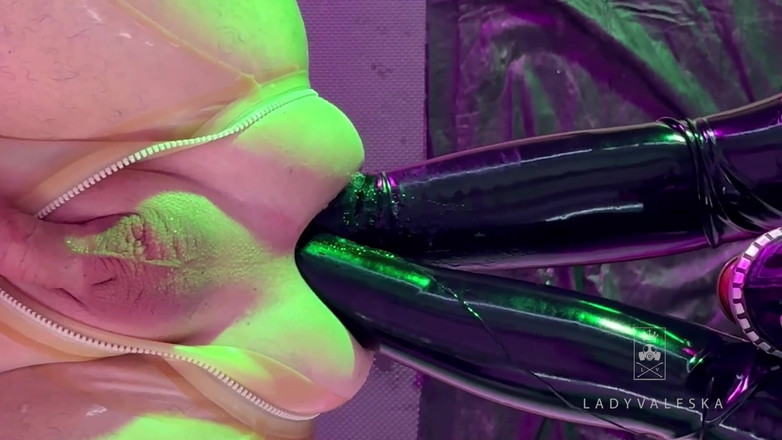 Lady Valeska: Hluboký dvojitý fisting s Mazem