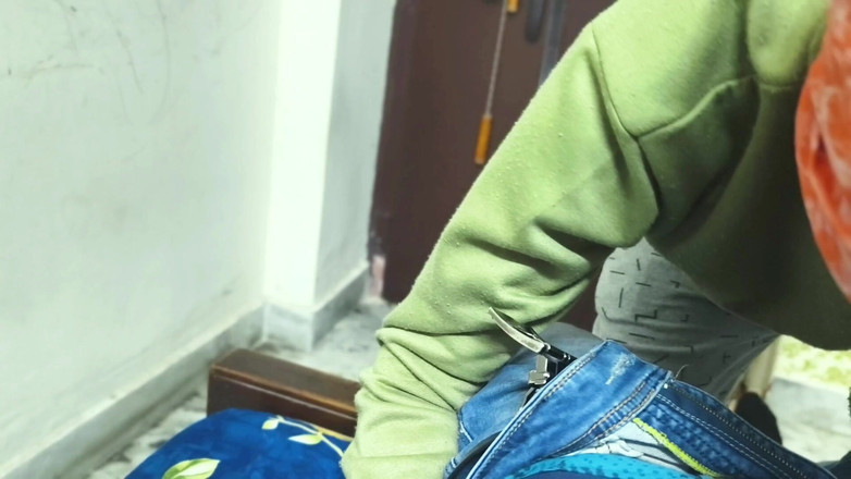 rruh_2024: Ho portato il mio amico alla camera oyo e mi...