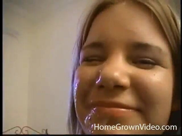 Homegrown Oral: Misty Parks kali pertama deepthroating