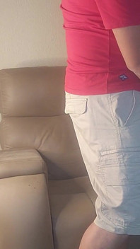 Schattige 19-jarige krijgt haar eerste creampie
