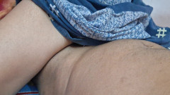 Busty Banuu: Šukání služky