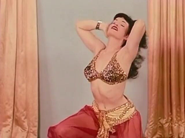 Vintage Usa: Kompilasi. Tarian erotis dan persaingan kucing tante seksi jadul (tanpa audio...