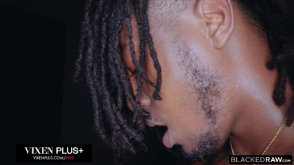 Blackedraw: Blackedraw, Adriana a Avi Iniciujte nového chlapa po velkém černém péru