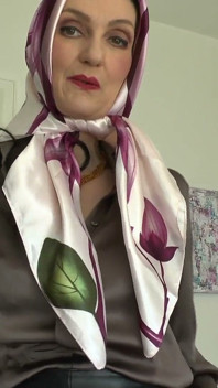 Lady victoria valente gaya headscarf sore-sore
