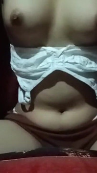 Hot Girl Masterbating in Room