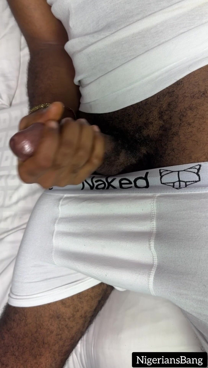 NigeriansBang G XXX: Horny and Masturbating