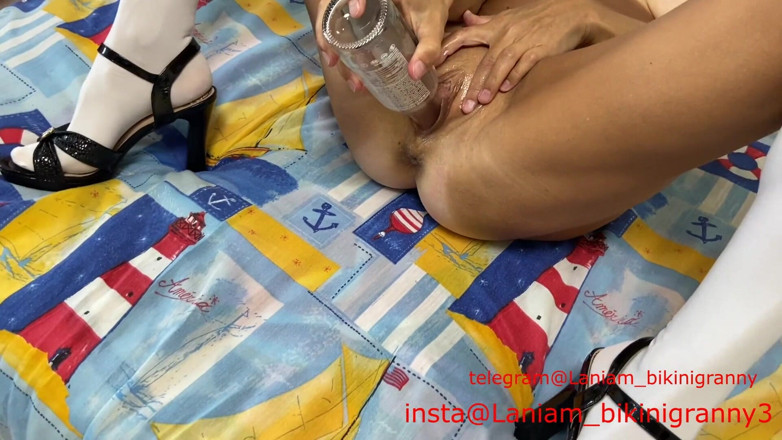 Ladyloveyoung60: Garrafa para madrasta bichano tabu real orgasmo fetiche