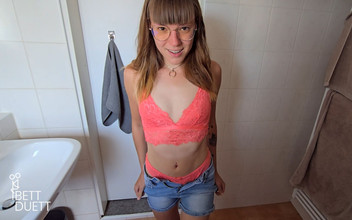 BettDuett: Memek becek muncrat buru-buru!!