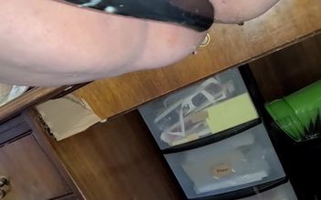 Fucking My Hairy Pussy with a Hummer Squirting Orgasms
