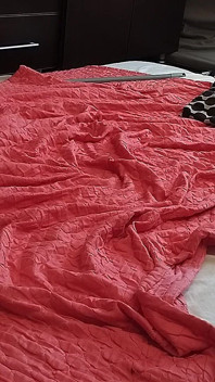 Amatör çift yatak odasında çılgın seks