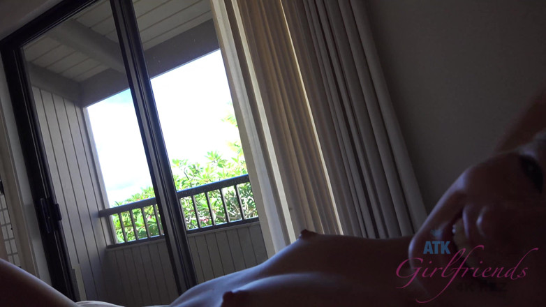 ATK Fans (Girlfriends): Vacanze virtuali in Hawaii con Scarlet Sage parte 1