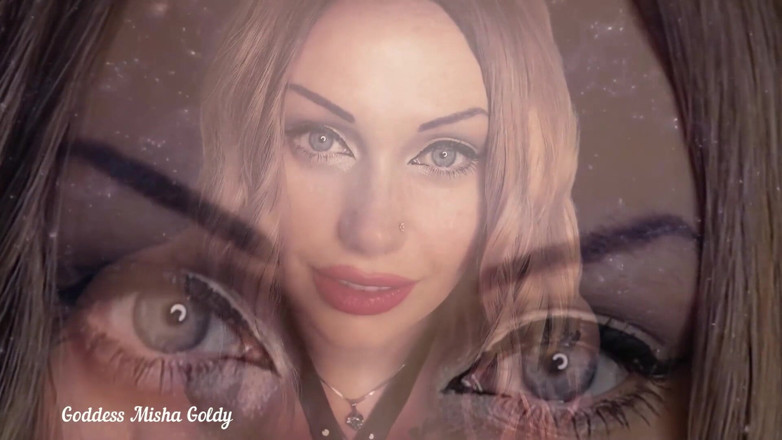 Goddess Misha Goldy: 迷人的ASMR和眼神交流！我会穿上你的精神贞操！撸管