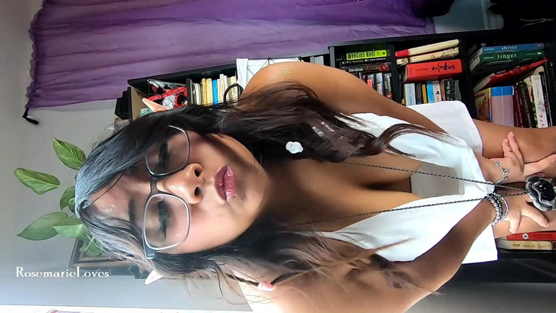 RosemarieLoves: Fan Mail! माइक्रो बिकनी बट लाइन और योगिनी milf(चोदने लायक मम्मी)