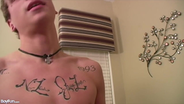 Boyfun: Christian dan Robbie