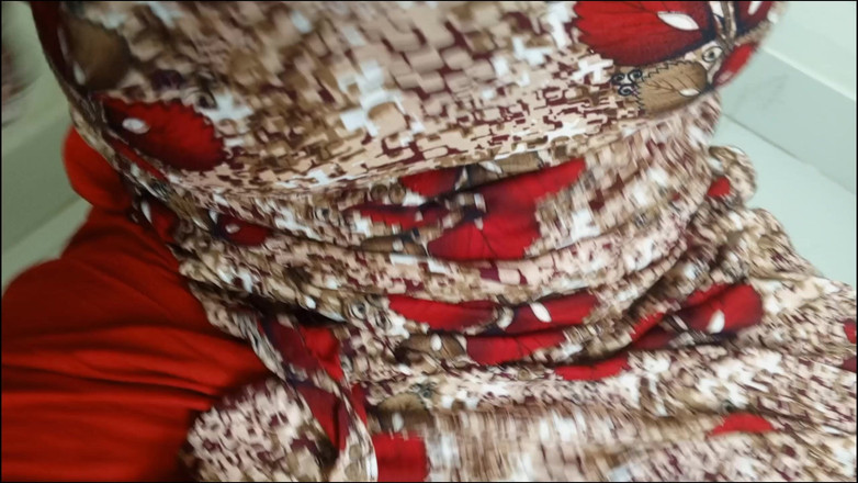 Nadiyabd: Rekaman seks asli istri india lagi asik memeknya pakai sperma...